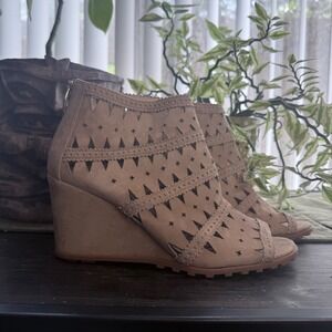 Via Spiga Peep Toe Suede Cutout Ankle Booties Tan Boho Wedge Zipper 8 39
